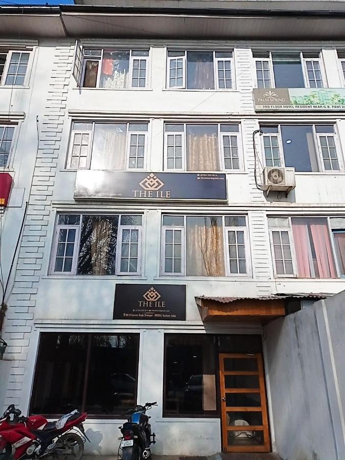 The Ile Hotel Srīnagar Exterior foto